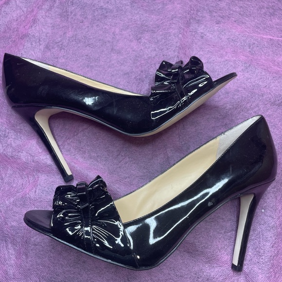 Enzo Angiolini Shoes - Enzo Angiolini Black open toe pumps
